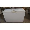 Image 1 : KENMORE DEEP FREEZE - 50" X 23.5" X 35"
