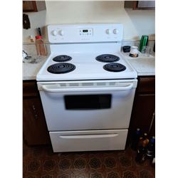 FRIGIDAIRE STOVE