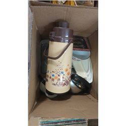 BOX OF ASSORTED ITEMS - KETTLE, PIE TINS, CHRISTMAS SPREADERS, ETC.