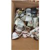 Image 1 : BOX OF ASSORTED ITEMS - MUGS, BASKETS, ETC.