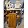 Image 2 : DINING ROOM TABLE WITH LEAF AND 6 CHAIRS - 64" X 40" X 29"