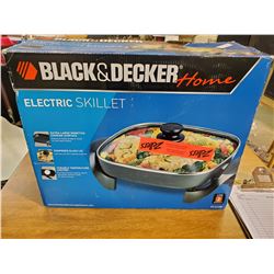 B & D ELECTRIC SKILLET