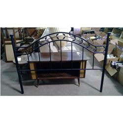 DOUBLE BLACK METAL HEADBOARD - 59"