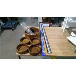 LOT OF SALAD BOWLS AND DOOR SWEEPS