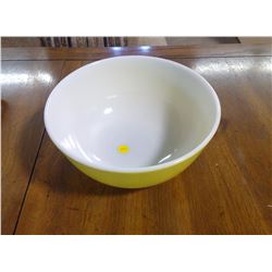 YELLOW PYREX BOWL