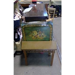 LOT OF FIVE TV TRAYS, PLASTIC WALL BENCH AND OLD MAN ASSIST