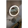 Image 4 : TWO MAKEUP MIRRORS - ONE WITH LIGHT