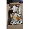 Image 4 : COLOURED GLASSWARE, BOX OF CUPS AND MUGS