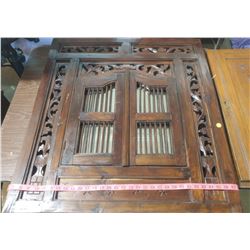 EAST LAKE DESIGN WALL MIRROR - 31" X 35"