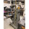 Image 8 : 1981 Bridgeport 2 HP Vertical Milling Machine