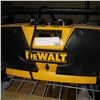 Image 2 : DEWALT SHOP RADIO