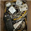 Image 2 : LOT OF POWER BARS, ELECTRICAL TIMERS, EXTENSION CORD