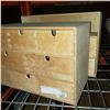 Image 1 : 2 WOOD ORGANIZERS