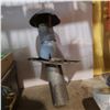 Image 2 : CHIMNEY CRITTER PROTECTOR AND CHIMNEY PIPE