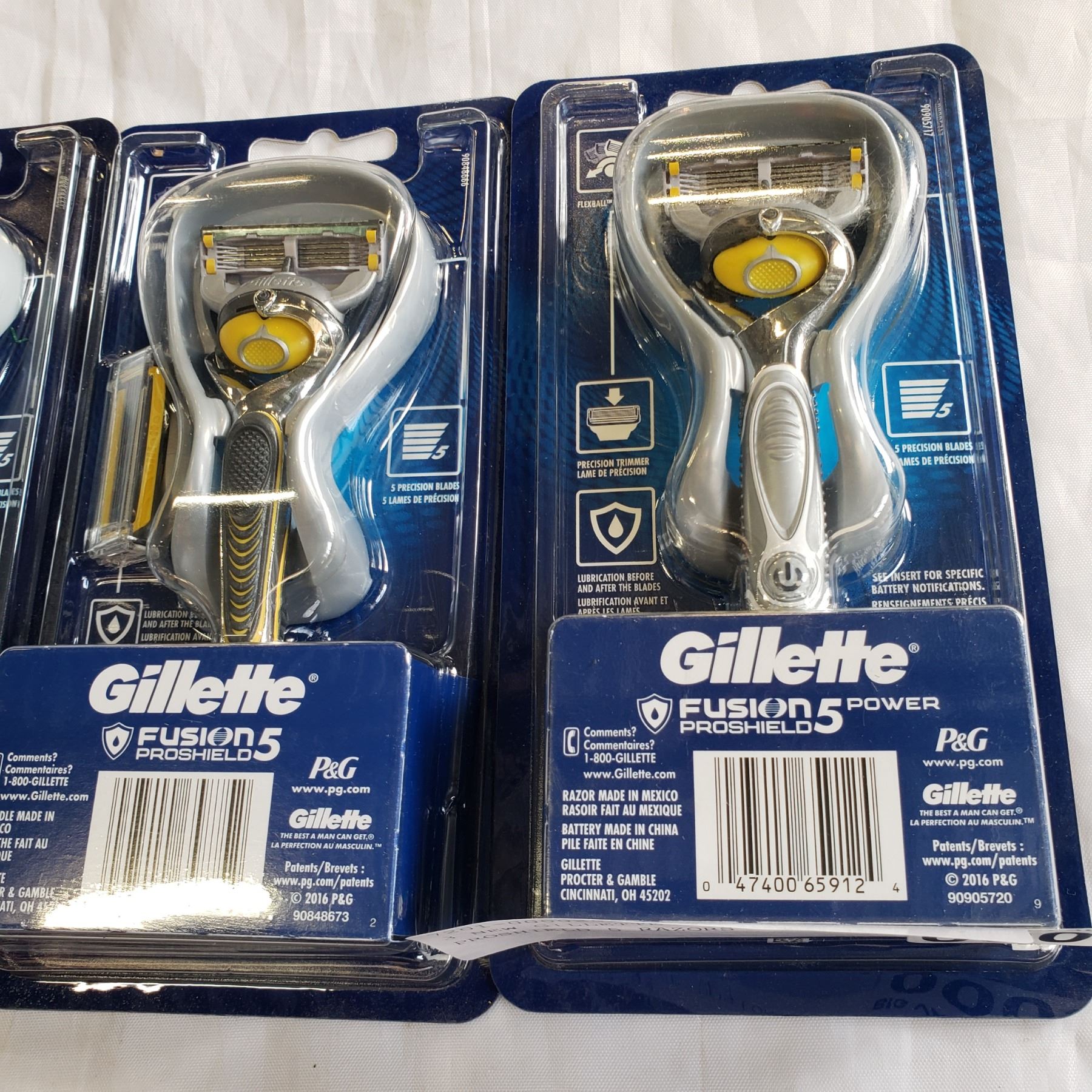 3 NEW GILLETTE FUSION PROSHIELD 5 RAZORS