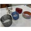 Image 2 : TIN OF ESTATE BANGLES