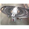 Image 2 : Q FOLD DOWN GRILL