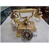 Image 1 : VINTAGE ROTARY PHONE