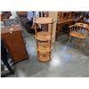 Image 2 : ROUND 4 TIER MAPLE SHELF