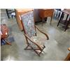 Image 3 : ANTIQUE FOLDING CHAIR