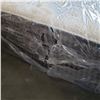 Image 3 : KINGSIZE SEALY EURO TOP MATTRESS, 90 DAY RETURN