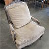 Image 2 : WOOD FRAMED OVERSIZED CHAIR