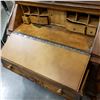 Image 4 : PULASKI FURNITURE 2 DRAWER DROP FRONT DESK W/ 2 DOOR HUTCH TOP
