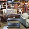 Image 1 : MODERN 5 SHELF BLACK AND CHROME SHELVING