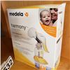 Image 2 : MEDELA MANUAL BREAST PUMP