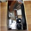 Image 2 : TRAY OF LOUPES