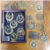 Image 2 : TRAY OF BRASS HORSE MEDALLIONS