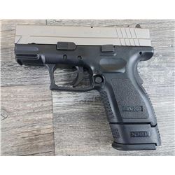 SPRINGFIELD MODEL XD-40 SUBCOMPACT