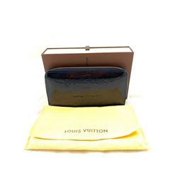 Louis Vuitton Leather Zipper Long Wallet