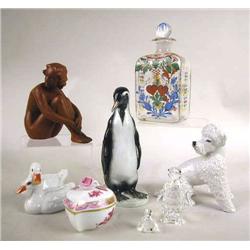 A MISCELLANEOUS GROUP OF TABLE ARTICLES
