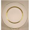 Image 2 : A WHITE AND PARCEL GILT PORCELAIN DINNE