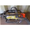 Image 2 : Oztec Model 1.8 OZ Electric Concrete Vibrator