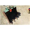 Image 2 : Cat 302 Bucket 24"