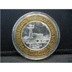 State Line Wendover Nevada $10 (.999) silver gambling token.   In capsule.