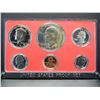 Image 2 : 1973-S US Proof Set in original government holder and box.