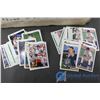 Image 2 : Unsorted Baseball & Hockey Cards