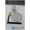 Image 1 : Light Fixture, Bulb and Light Shade