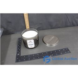 White Barn Mahogany Teakwood Scented Candle