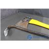 Image 2 : 36" ShopMaster 35lbs Yellow Handle Axe and 30"Crowbar