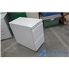 Image 2 : **2- Drawer File Cabinet on Wheels
