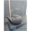 Image 1 : Heavy Tea Pot with Lid