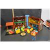 Image 2 : Fisher-Price Cottage Play Set with Accessories