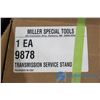Image 2 : Transmission Service Stand