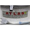 Image 2 : Atlas Juice Master Commercial Style Juicer Machine