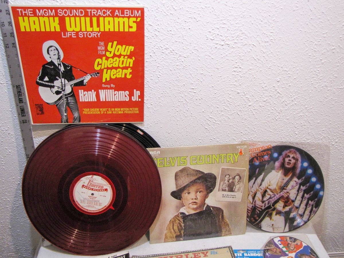 Large Lot of 33 1/3 rpm Advertising Records.
