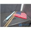 Image 1 : (5) USA Flags and Canada Map